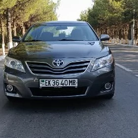 Toyota Camry 2011