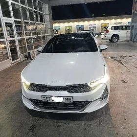 Kia K5 2021