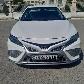 Toyota Camry 2022