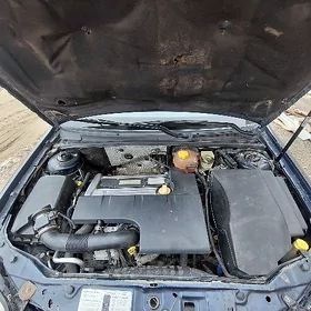 Opel Vectra 2002