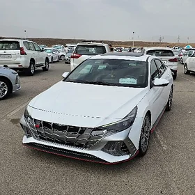Hyundai Elantra 2022