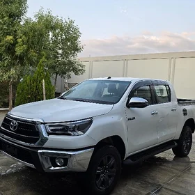 Toyota Hilux 2026