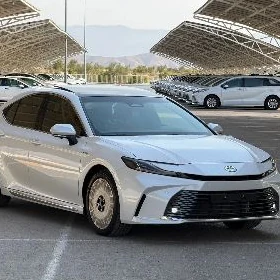 2025 2026 Camry bezegleri