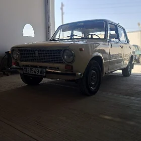 Lada 2104 1982