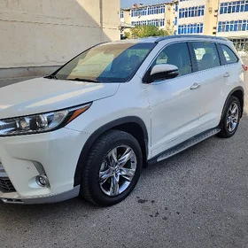 Toyota Highlander 2017