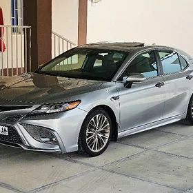 Toyota Camry 2020