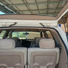 Toyota Sienna 2000