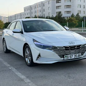 Hyundai Elantra 2021