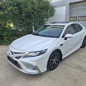 Toyota Camry 2023