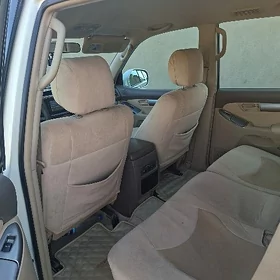Toyota Land Cruiser Prado 2008
