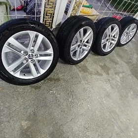 Corolla teker