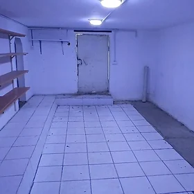 SKLAD UN PODWAL
