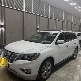 Nissan Pathfinder 2020