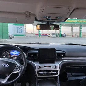Ford Explorer 2021