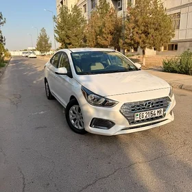 Hyundai Accent 2021
