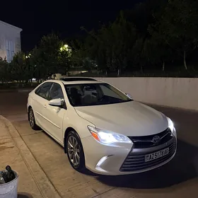 Toyota Camry 2017