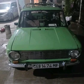 Lada 2102 1982