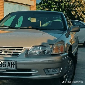Toyota Camry 1998