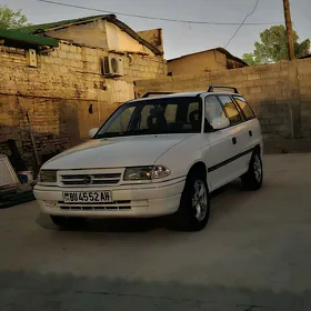 Opel Astra 1992