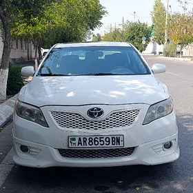 Toyota Camry 2010