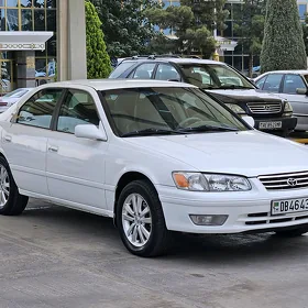 Toyota Camry 2000