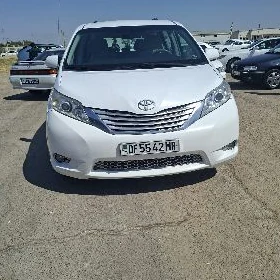 Toyota Sienna 2014