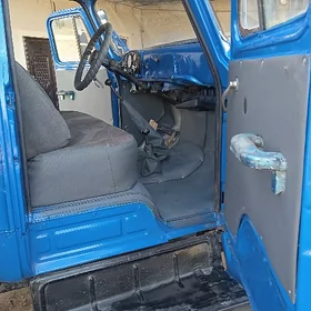 Gaz 53 1990