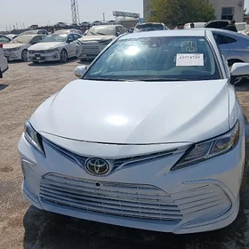 Toyota Camry 2023