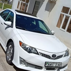 Toyota Camry 2012