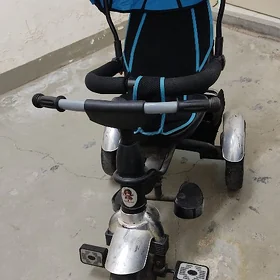 Zontikli tigir