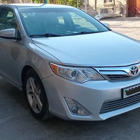 Toyota Camry 2013