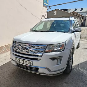Ford Explorer 2019