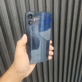 Samsung a05 4/64