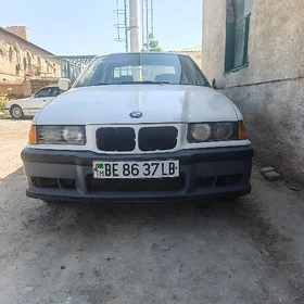 BMW 325 1992