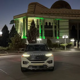 Ford Explorer 2021