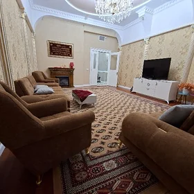 Аренда 4 ком элитка ул.Подвойс