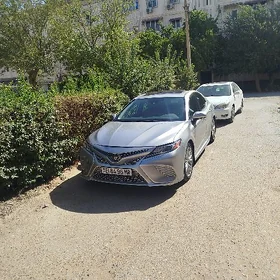 Toyota Camry 2020