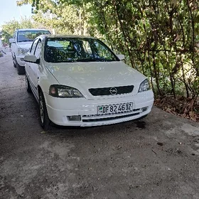 Opel Astra 2003