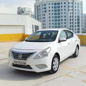 Nissan Sunny 2022