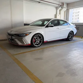 Hyundai Elantra 2025
