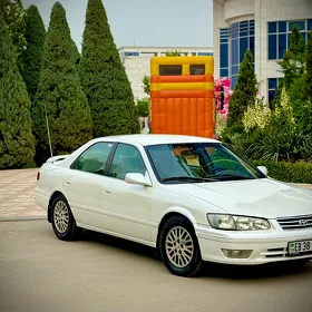 Toyota Camry 2001