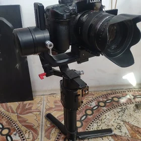 LUMIX GH4