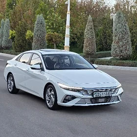 Hyundai Elantra 2025