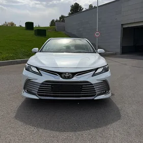 Toyota Camry 2022