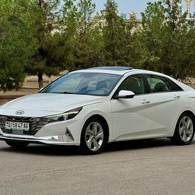 Hyundai Elantra 2021