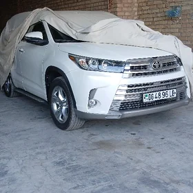Toyota Highlander 2016