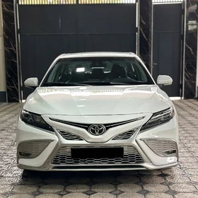 Toyota Camry 2023