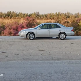 Toyota Camry 2000