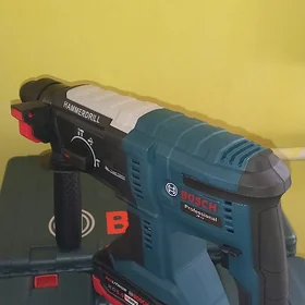 Drel perferator BOSCH batareýl