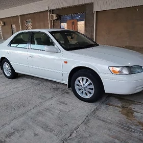 Toyota Camry 1999